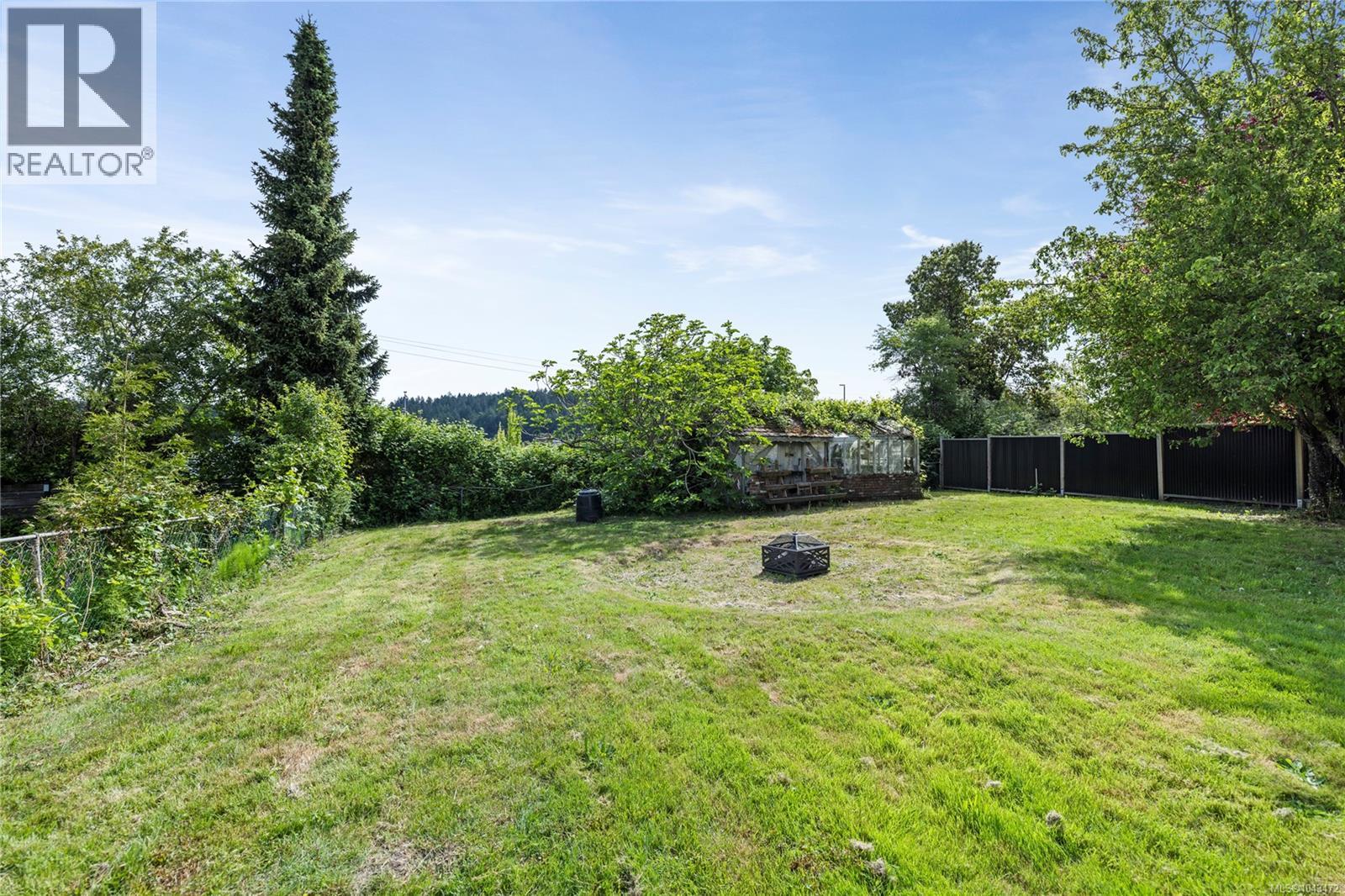 618 Beach Dr - 36
