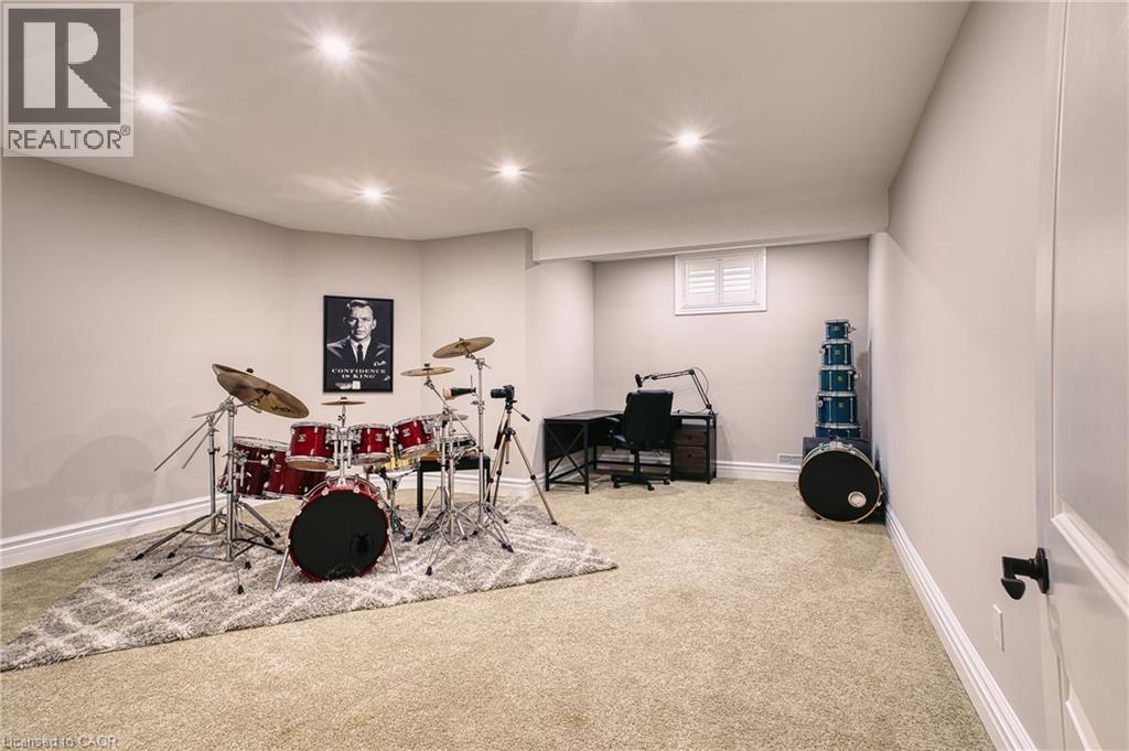 100 JOHN BRICKER Road - 37