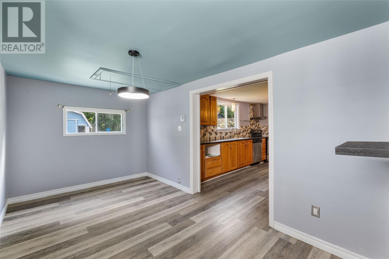22 Monchy Street - 10