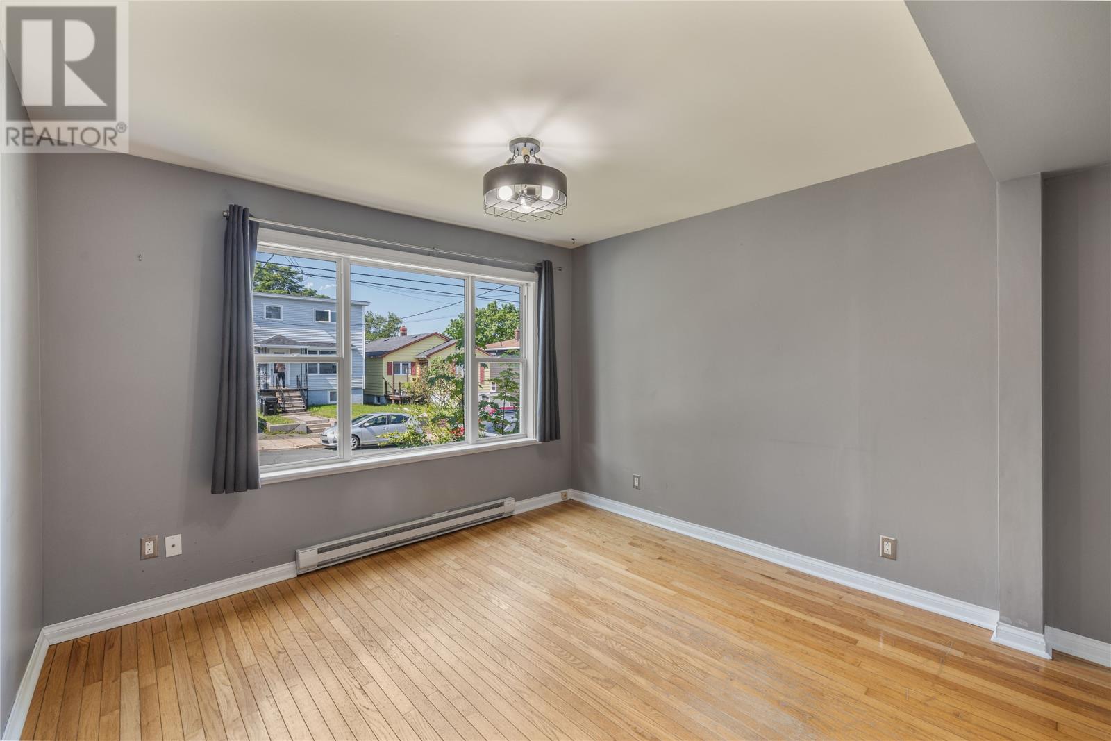 22 Monchy Street - 13