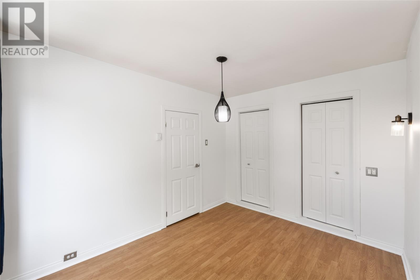 22 Monchy Street - 17