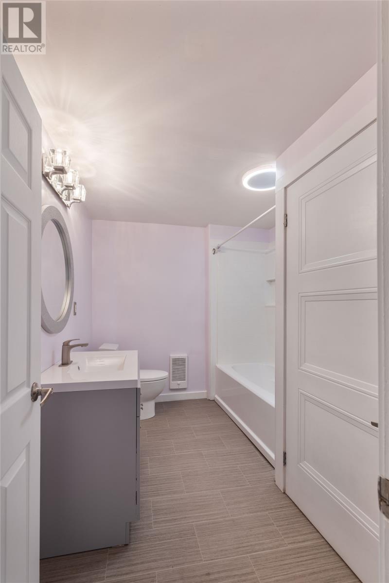 22 Monchy Street - 20