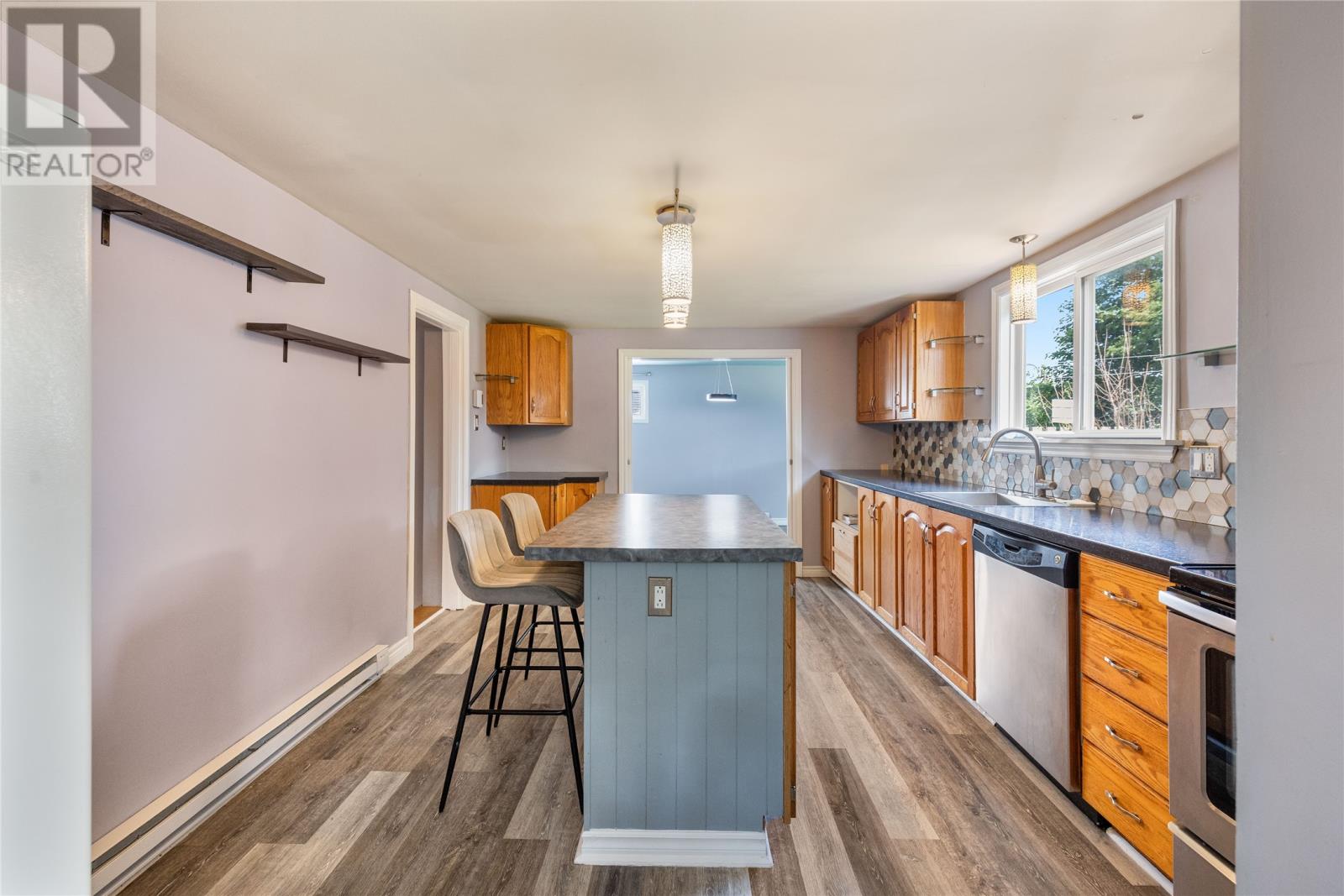 22 Monchy Street - 7