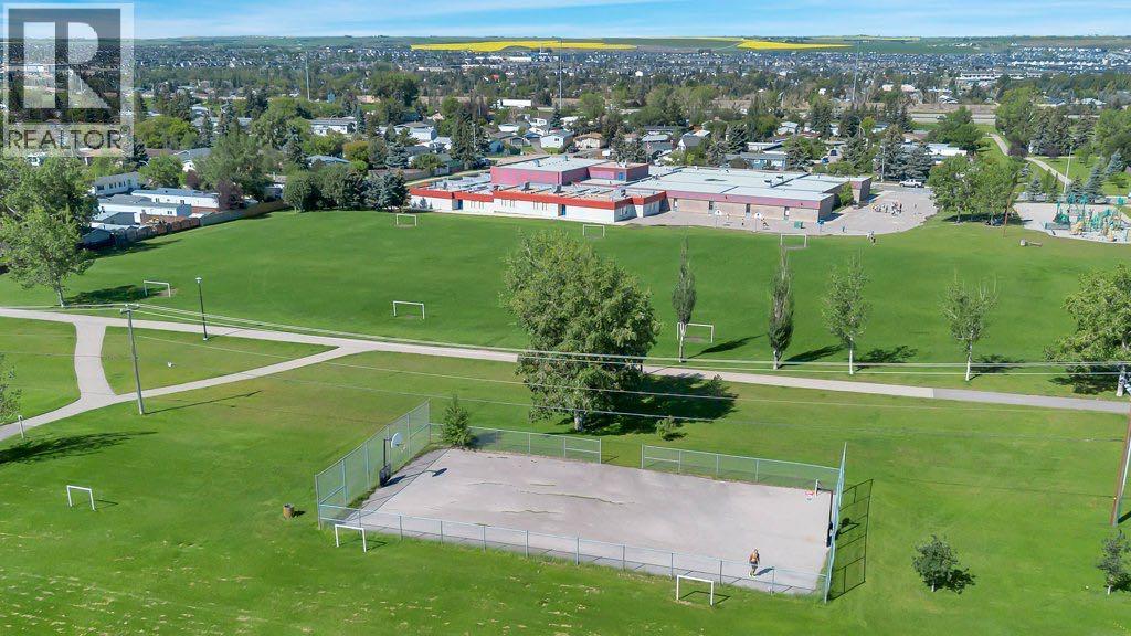 7 Springs Crescent SE - 34