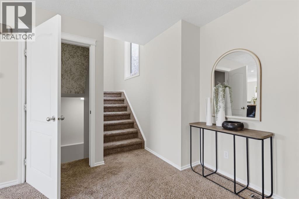 241 Somerside Close SW - Image 25