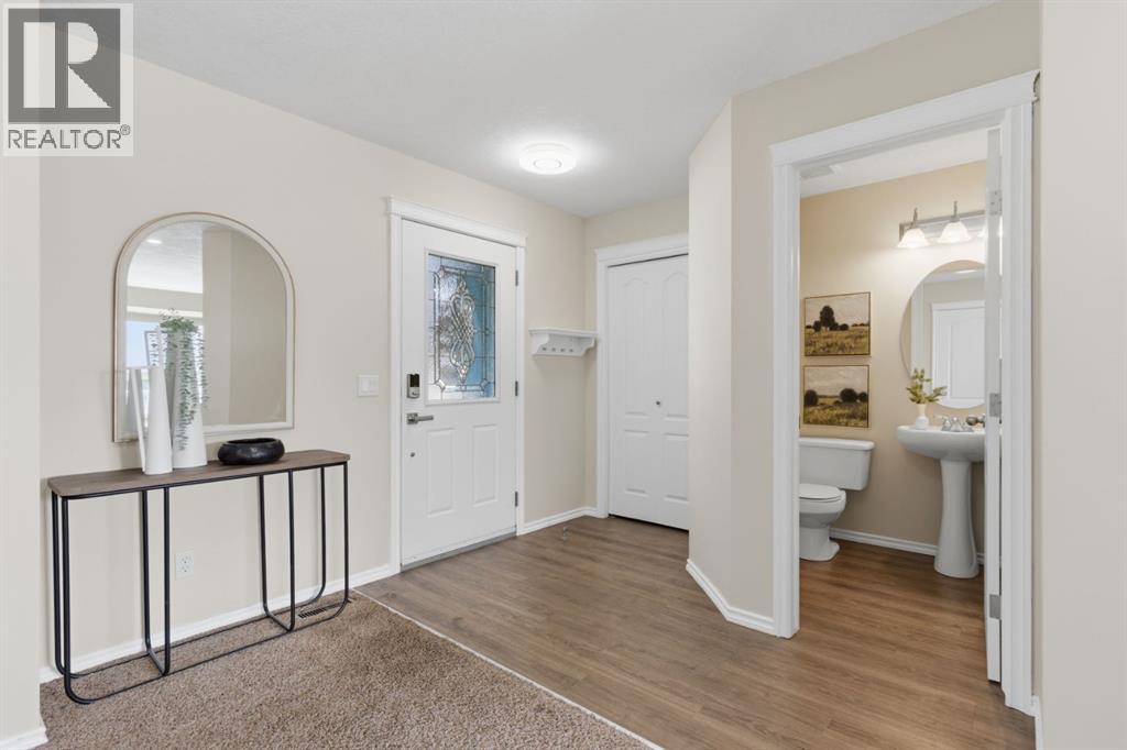 241 Somerside Close SW - Image 6