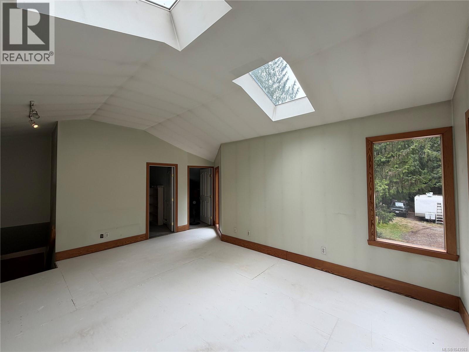 380 Parker Rd - 16