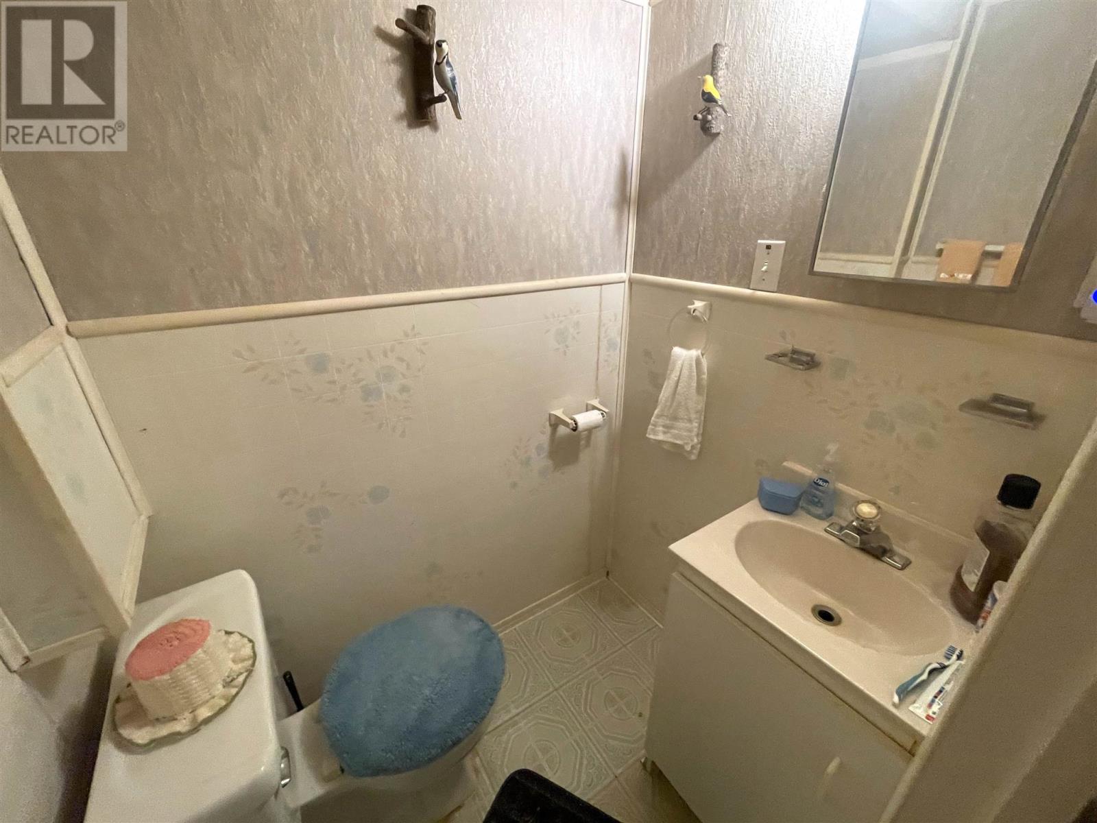 91 Beckett BLVD - 23