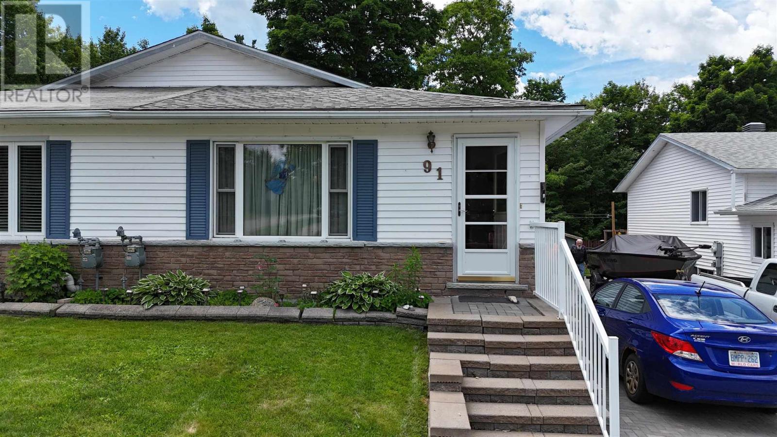 91 Beckett BLVD - 28
