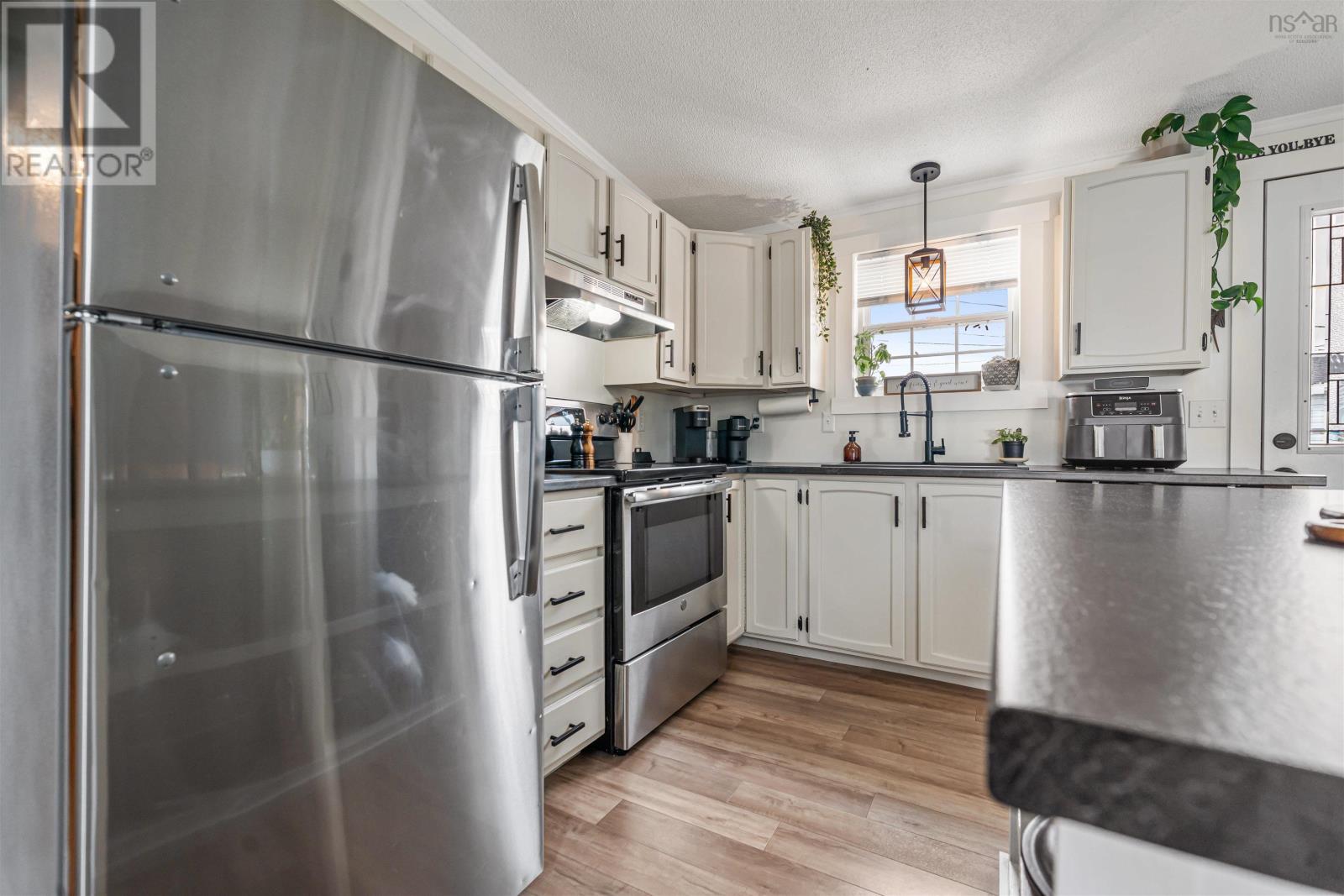 45 Silver Birch Drive - 12