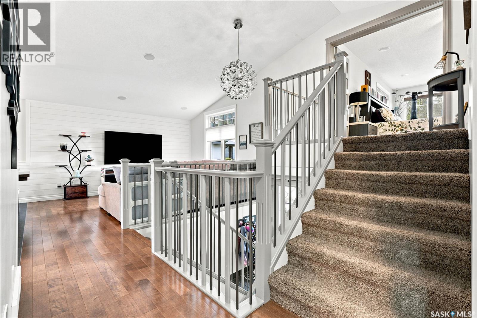 335 Dawson CRESCENT - 21