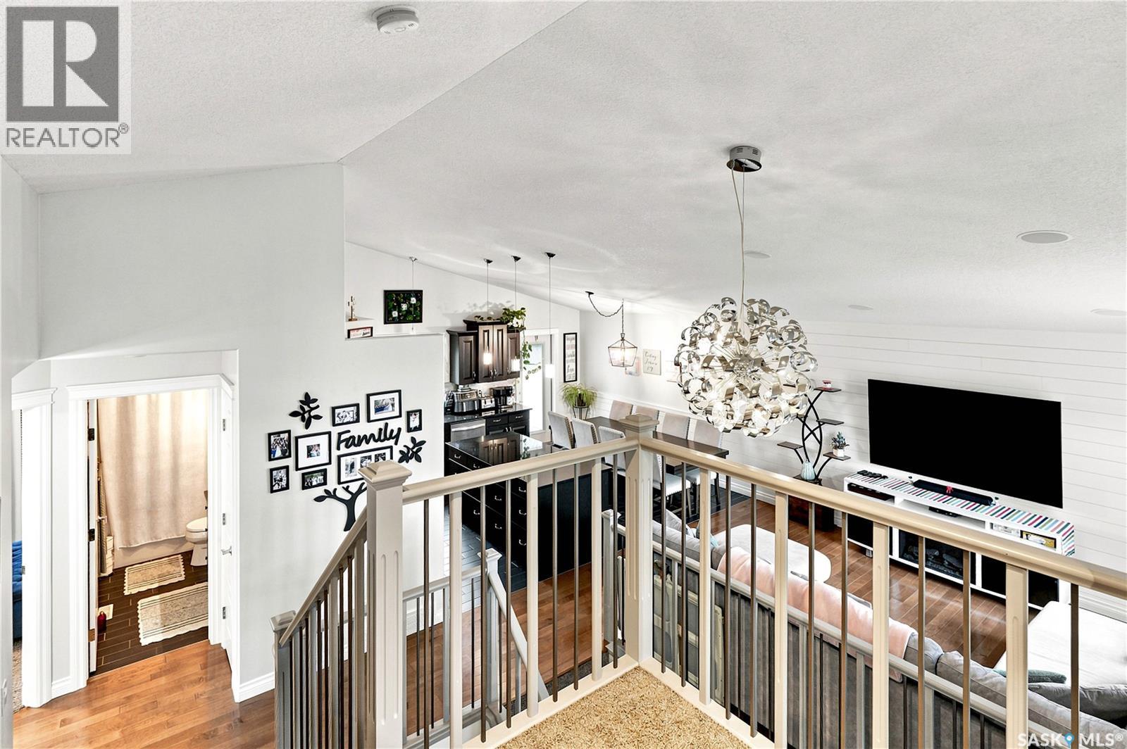 335 Dawson CRESCENT - 23