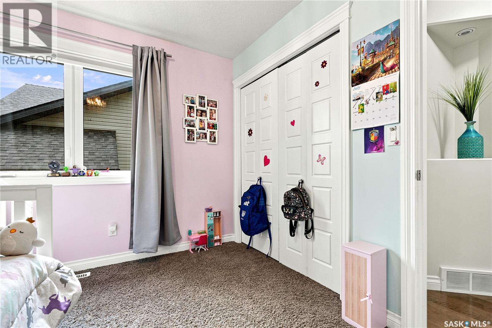 335 Dawson CRESCENT - 35
