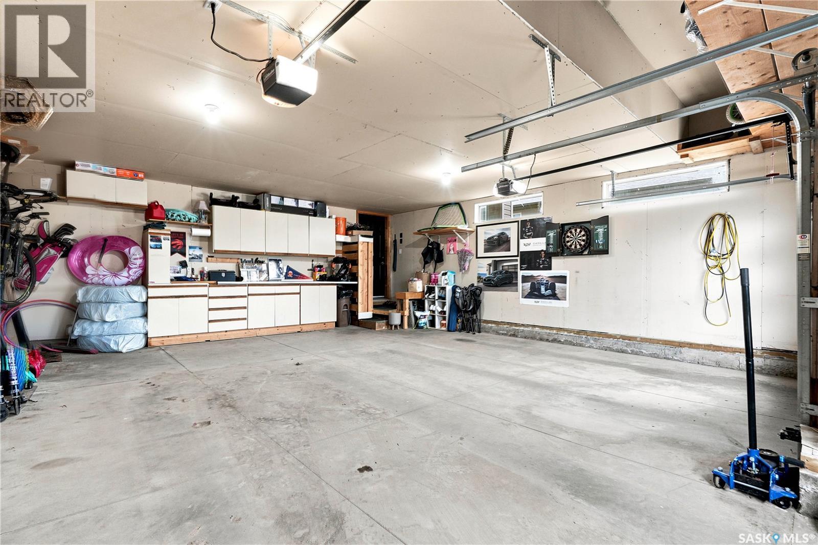 335 Dawson CRESCENT - 49
