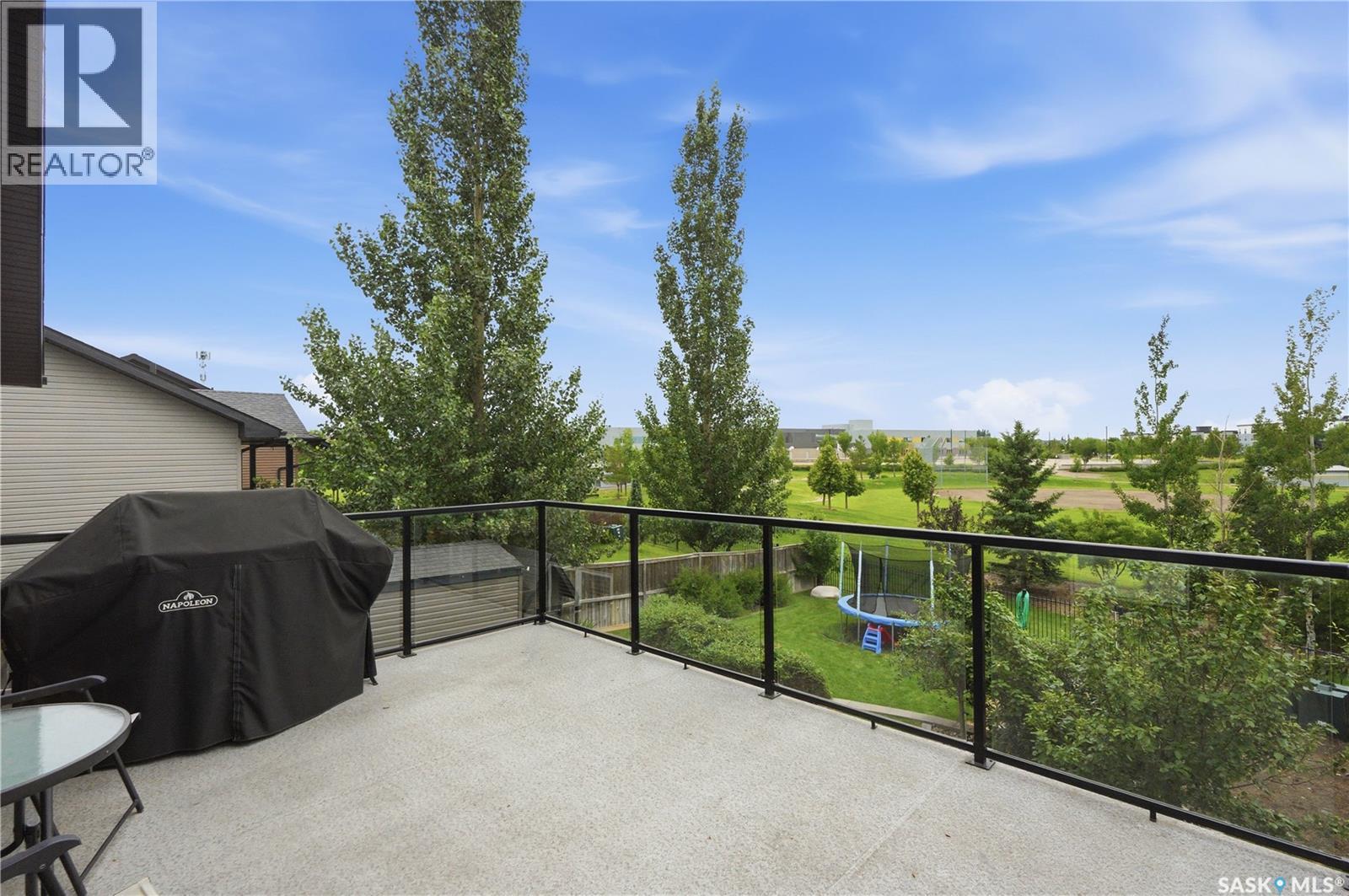 335 Dawson CRESCENT - 50