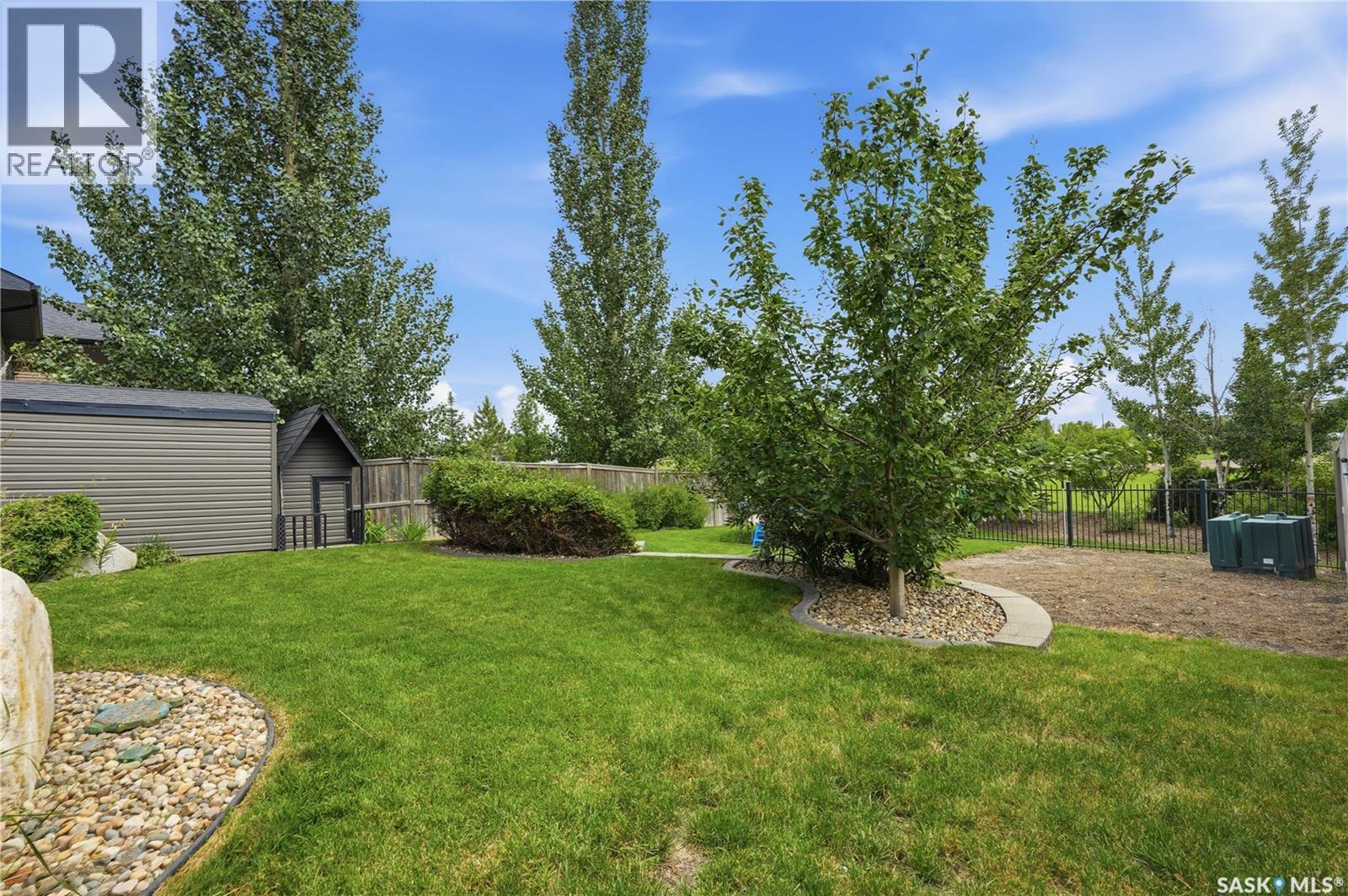 335 Dawson CRESCENT - 58