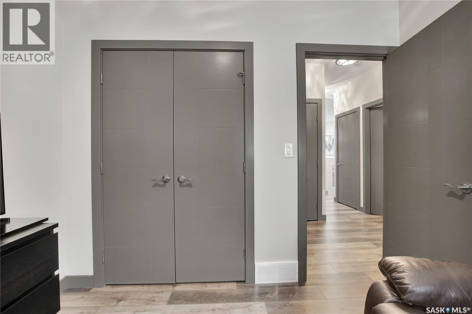 537 Mickelson LANE - 22