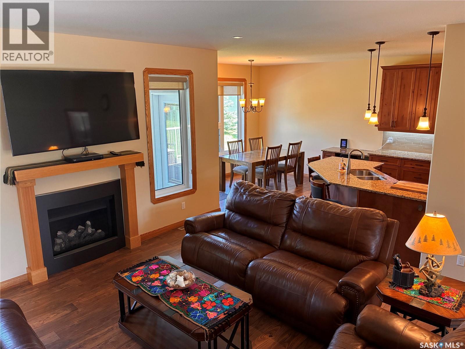 105 Tindall AVENUE - 19