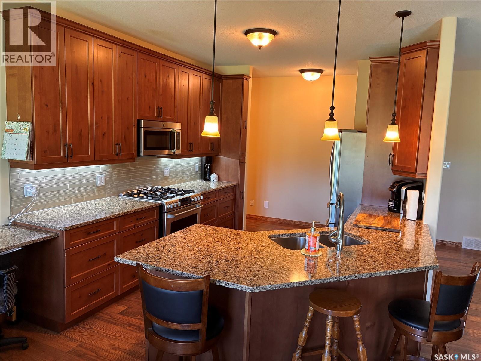 105 Tindall AVENUE - 20
