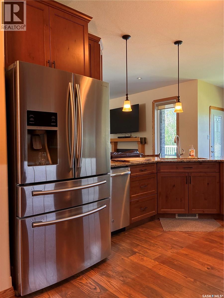 105 Tindall AVENUE - 22
