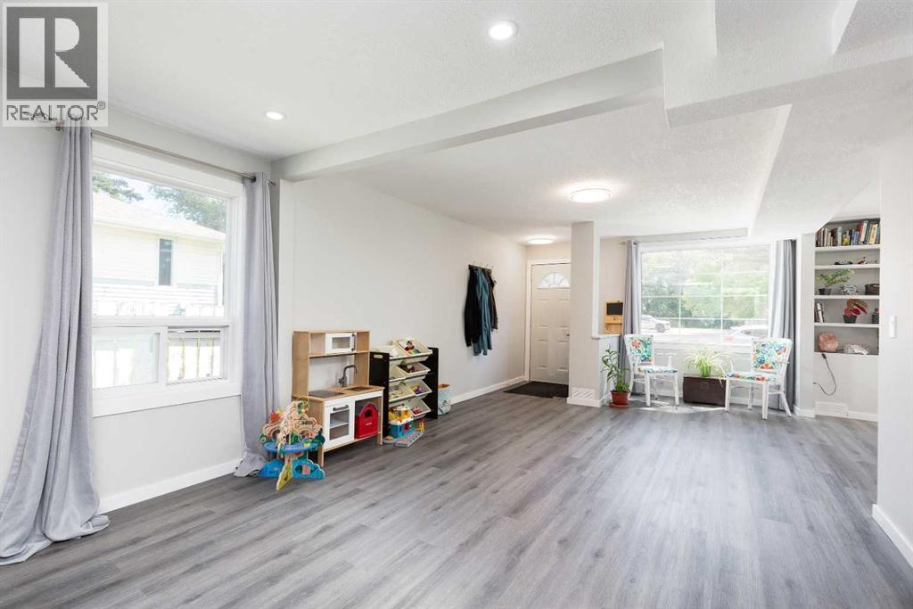 116 S 1 Street W - 6