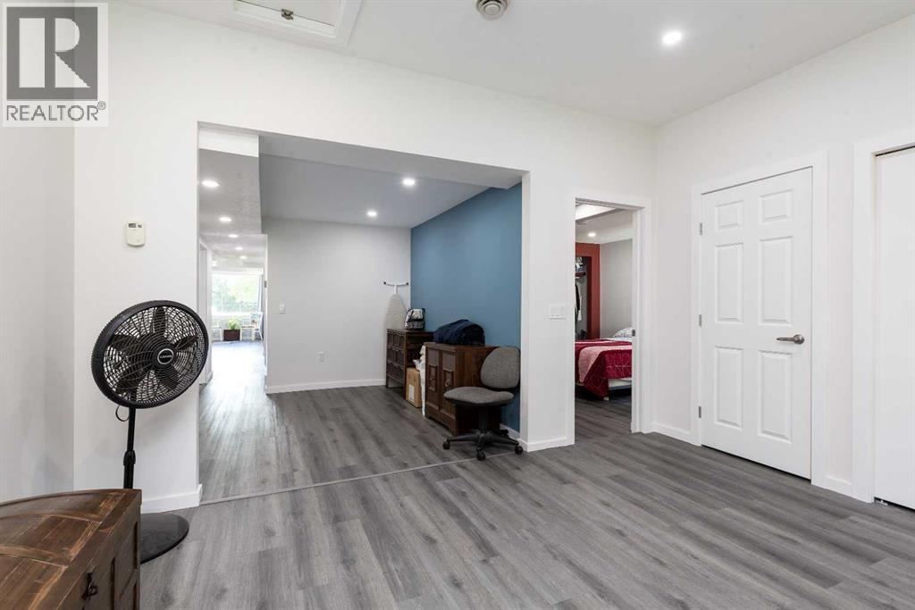 116 S 1 Street W - 12