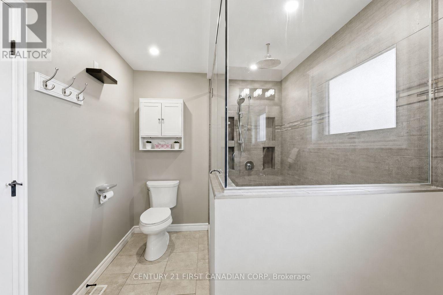 12 GLENWOOD STREET - 23