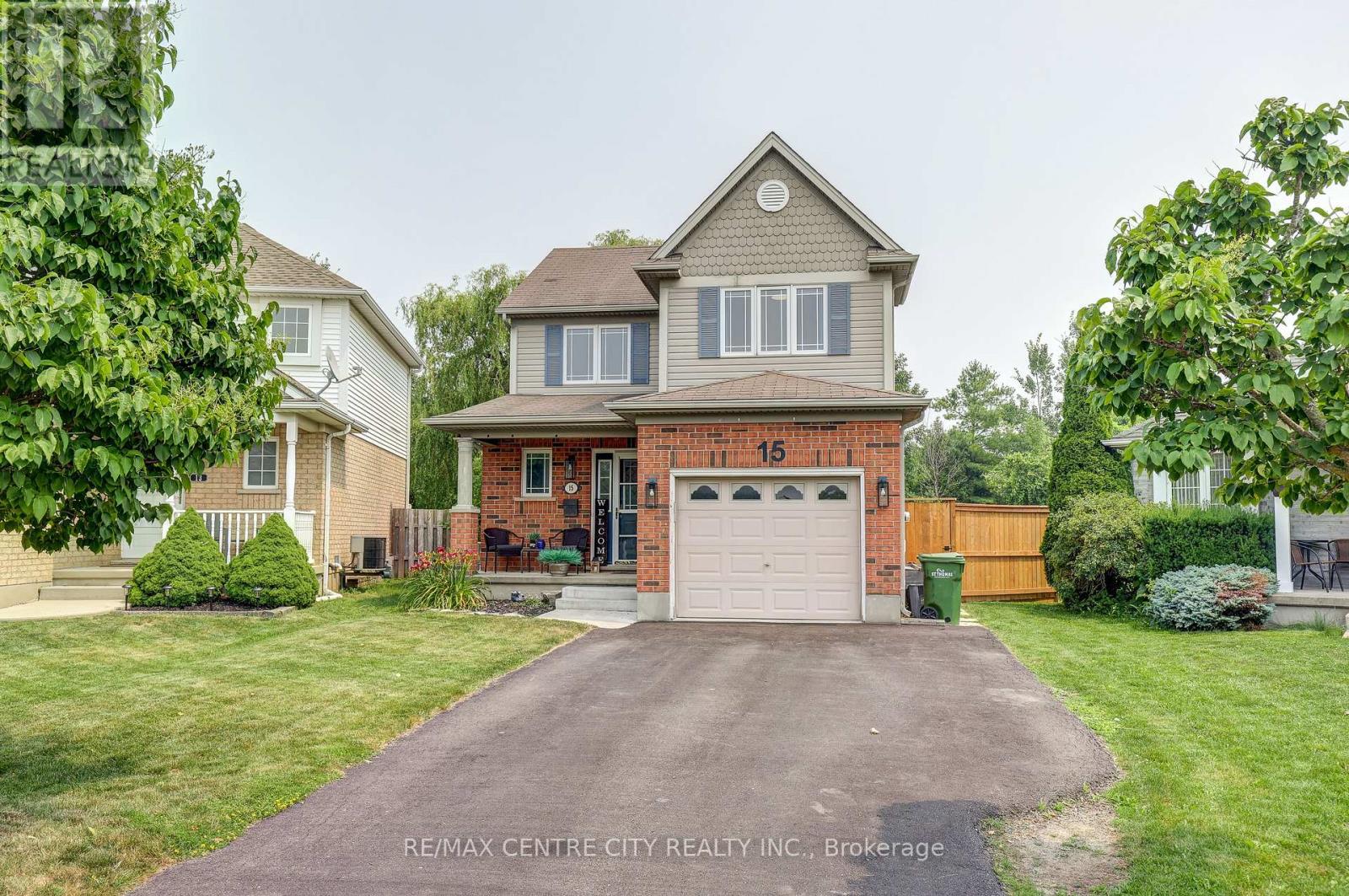15 SCHREYER DRIVE - 2