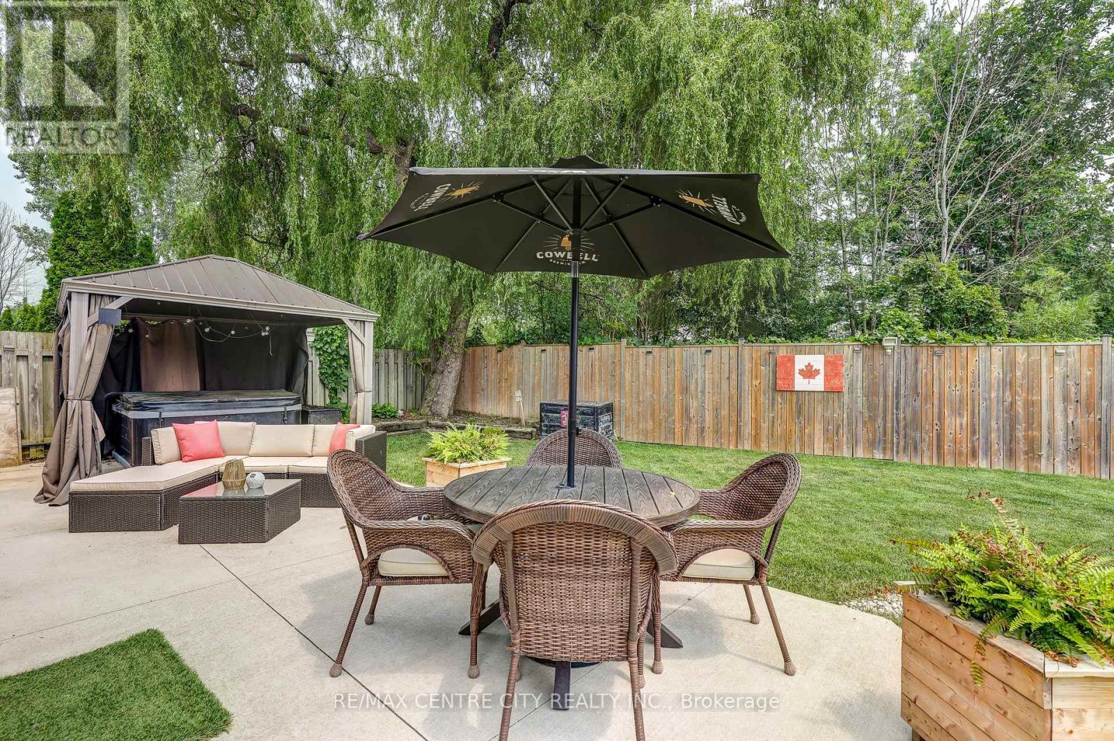 15 SCHREYER DRIVE - Image 42