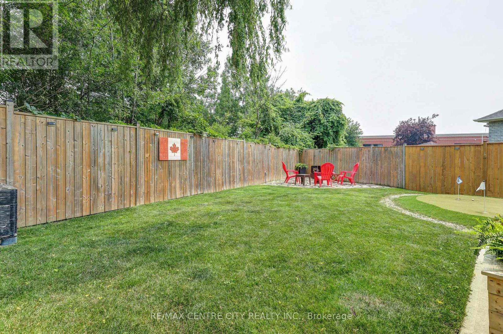 15 SCHREYER DRIVE - Image 47