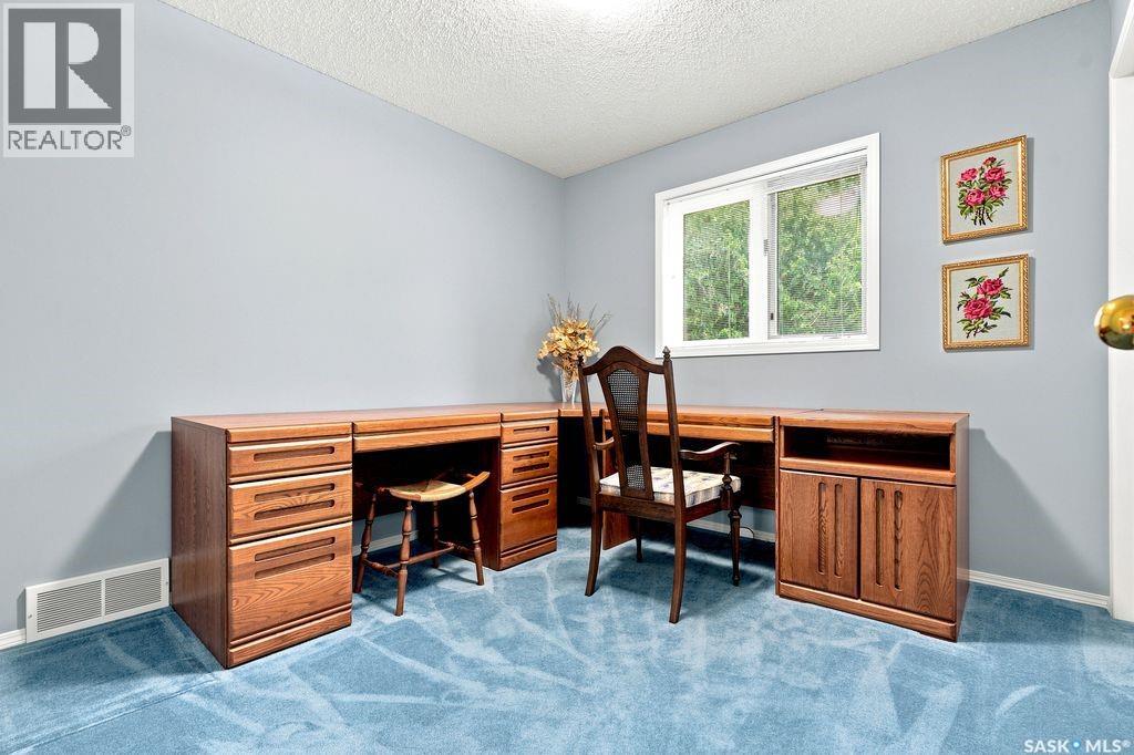 711 Whitewood COURT - Image 32