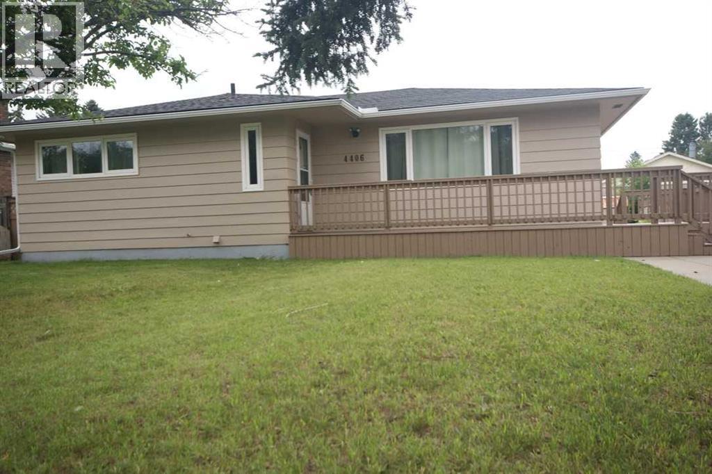 4406 FORDHAM Crescent SE - 1