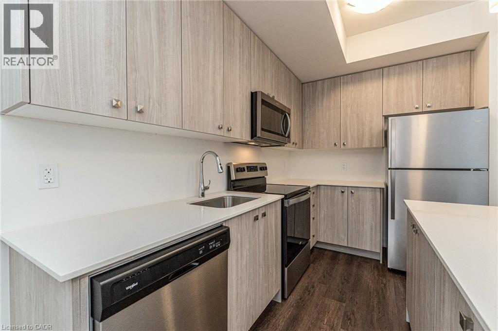 #E2 20 PALACE Street - 7
