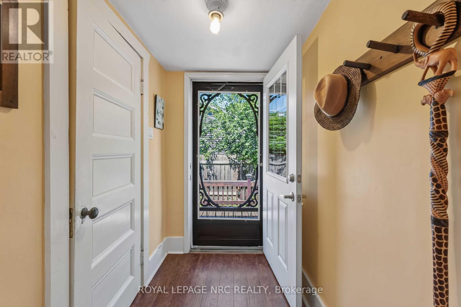 295 LEASK AVENUE - 25
