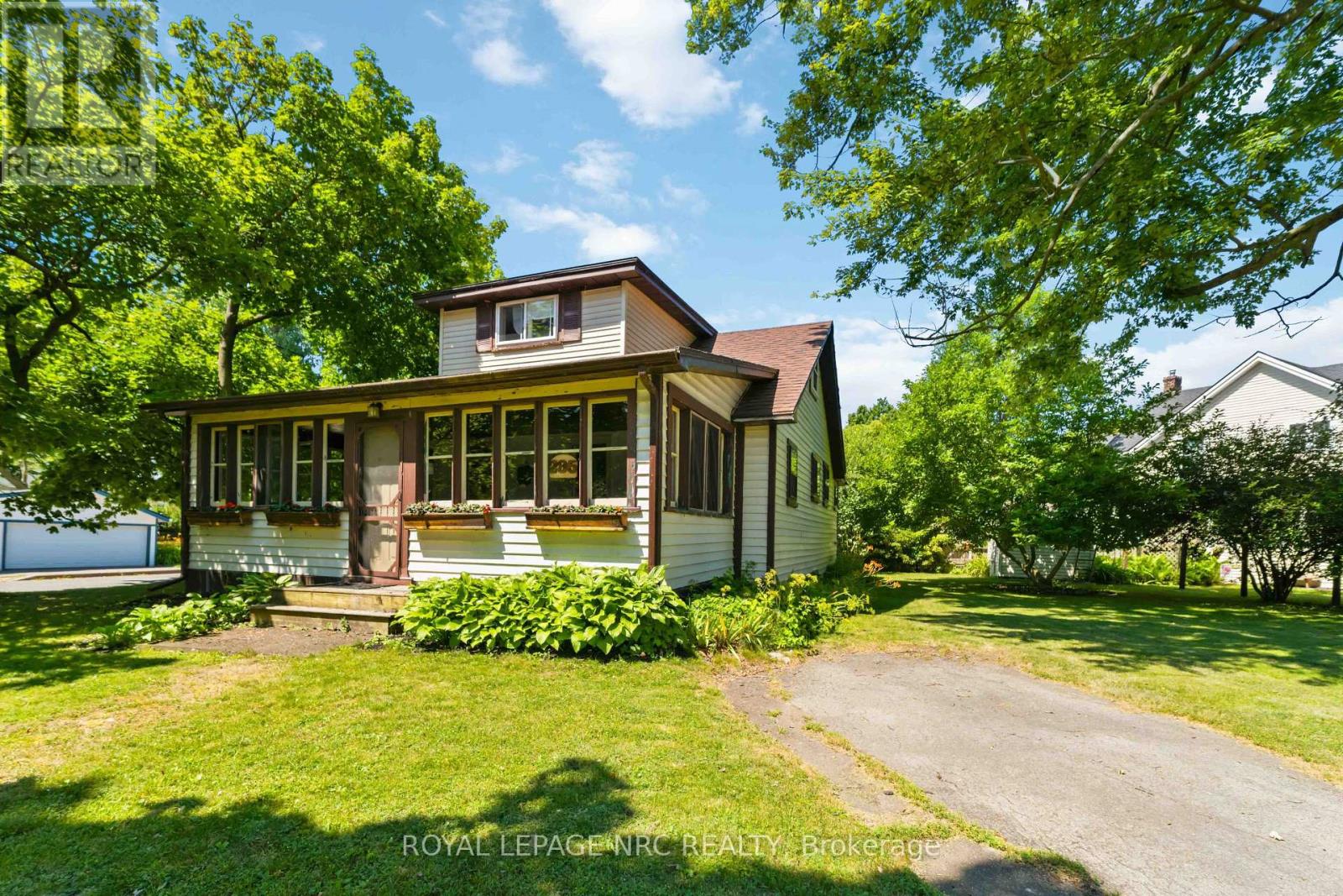 295 LEASK AVENUE - 3