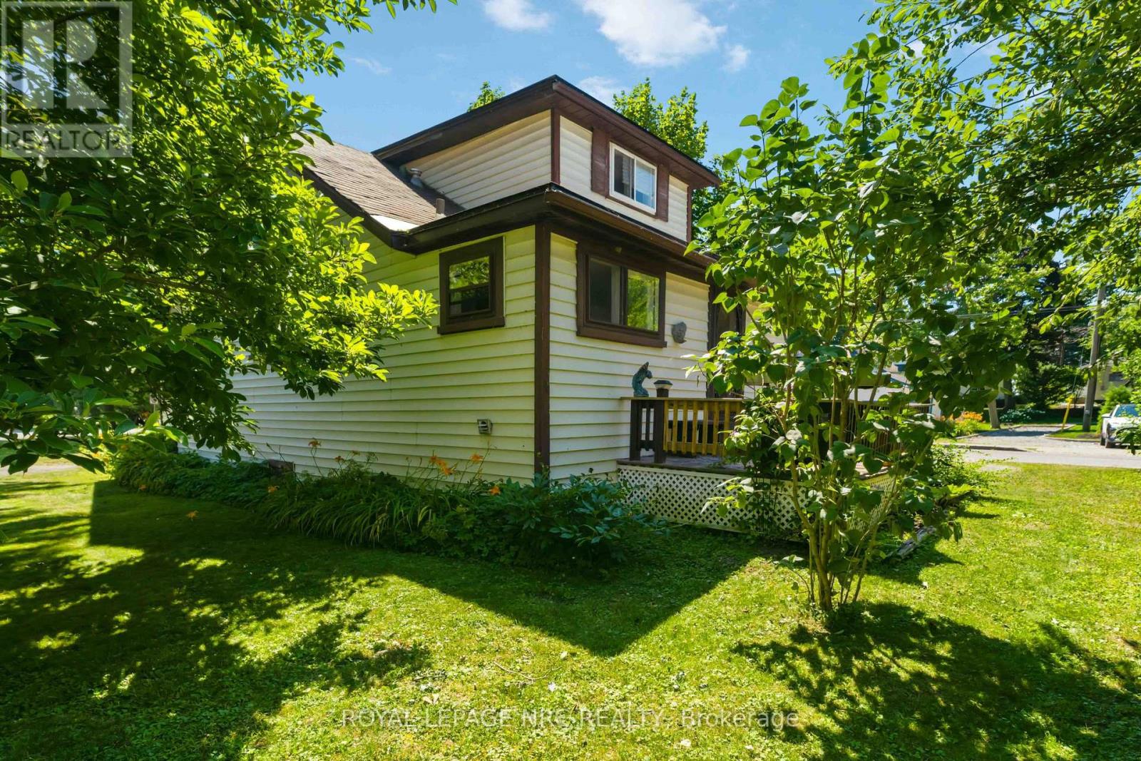 295 LEASK AVENUE - 35