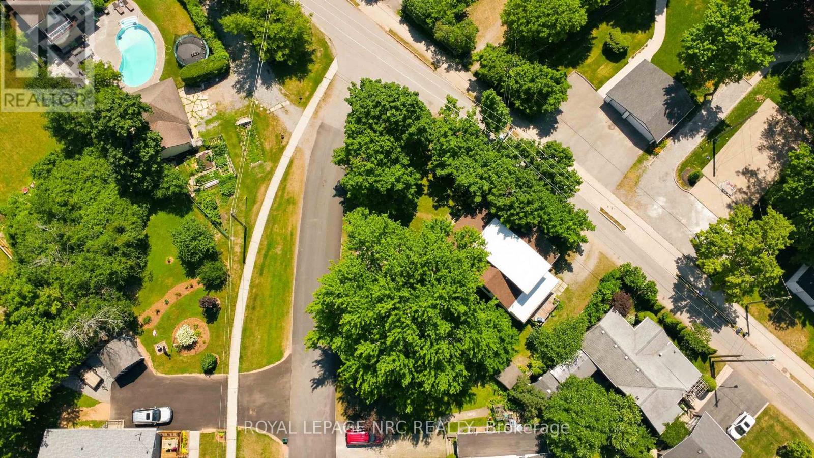 295 LEASK AVENUE - 41