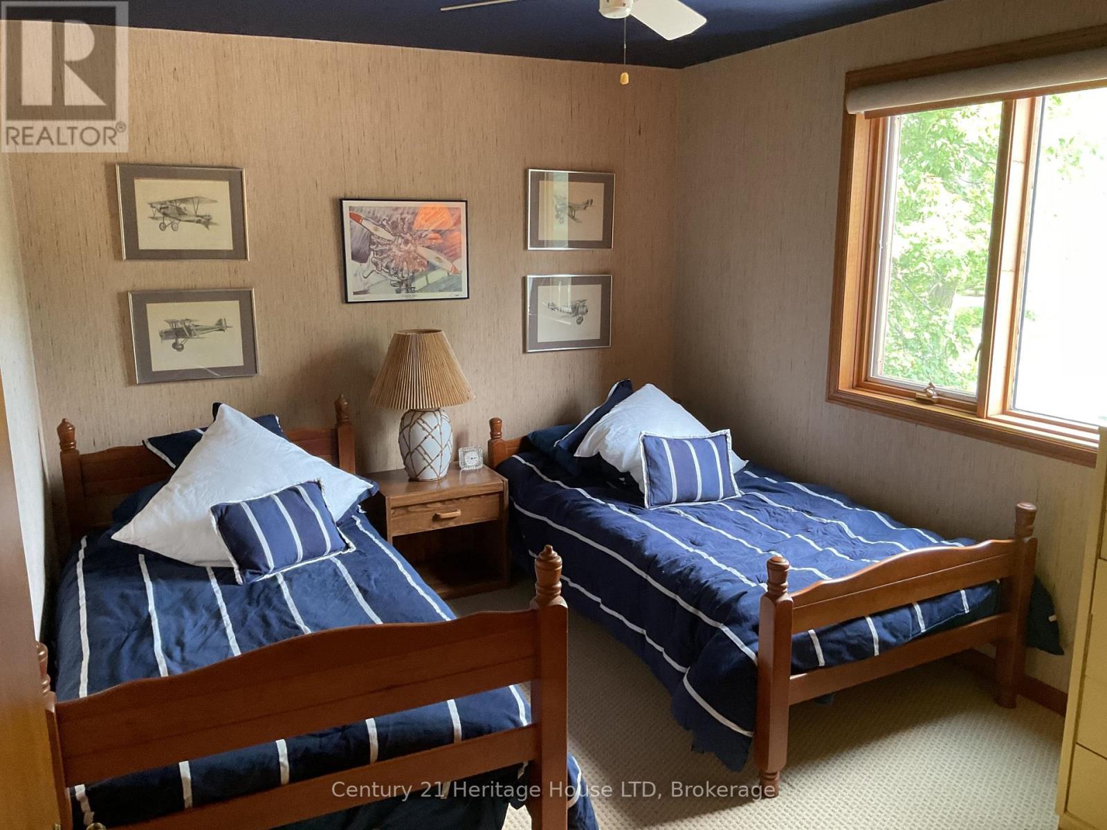 4337 ERIE RD ROAD - 33