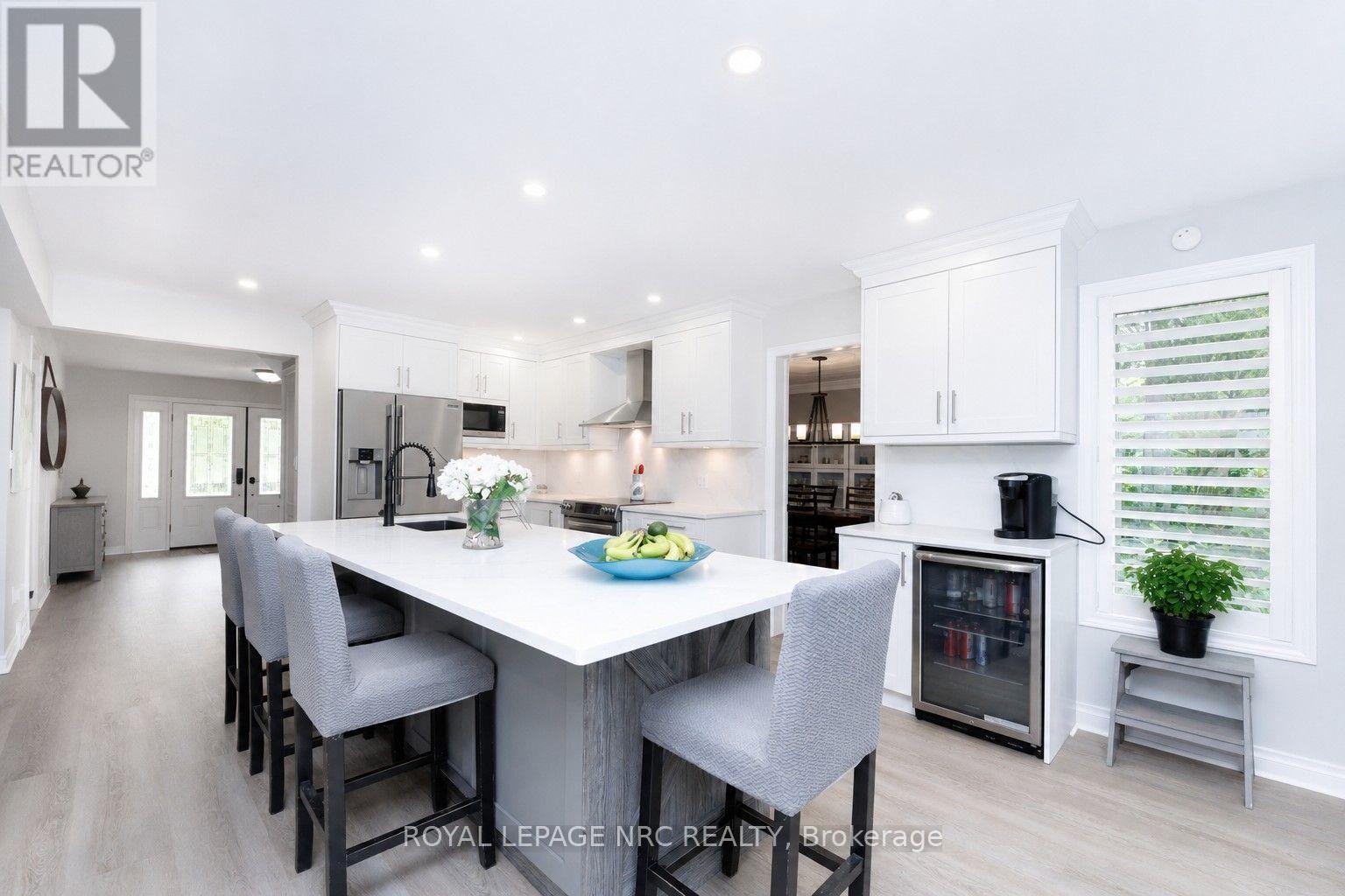 3 GREENVALE COURT - Image 19
