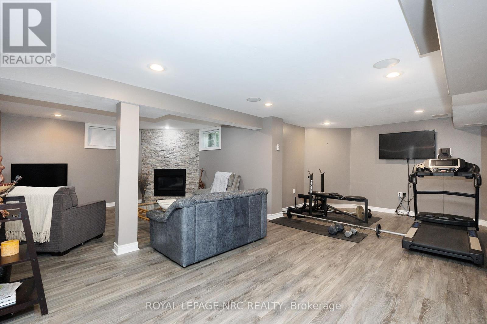 3 GREENVALE COURT - Image 46
