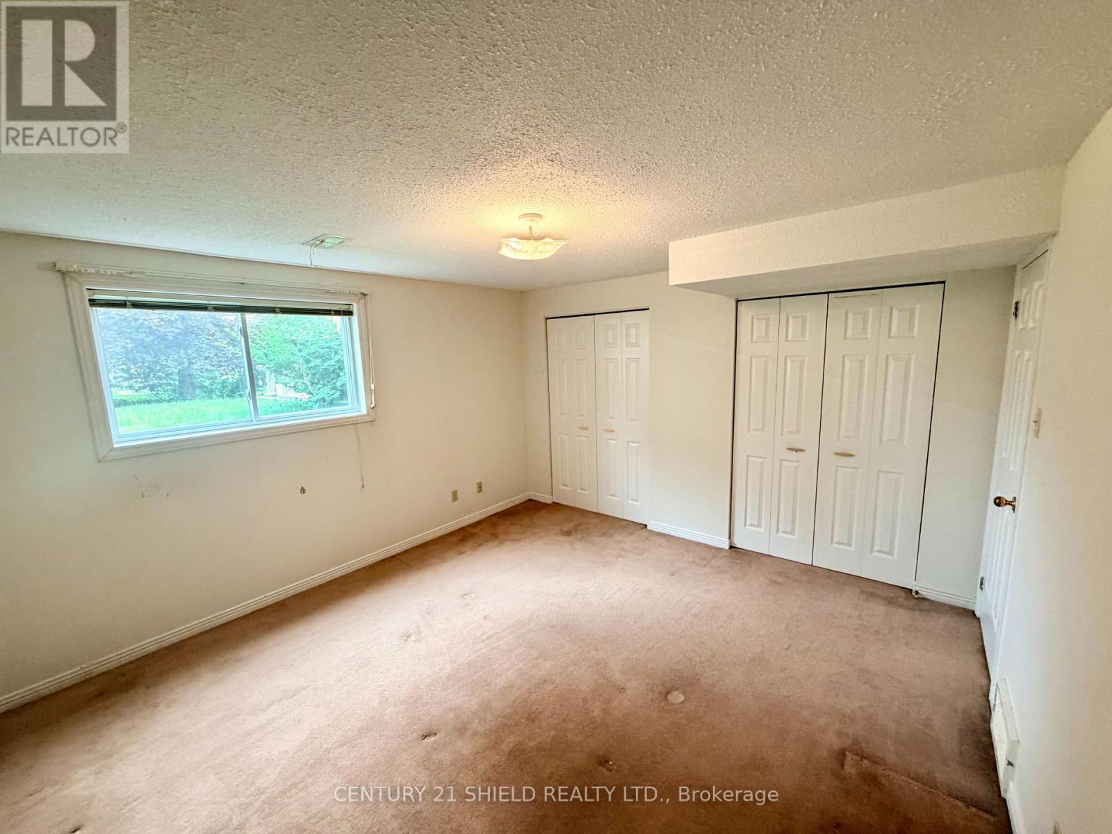 241 SARAH STREET - 15