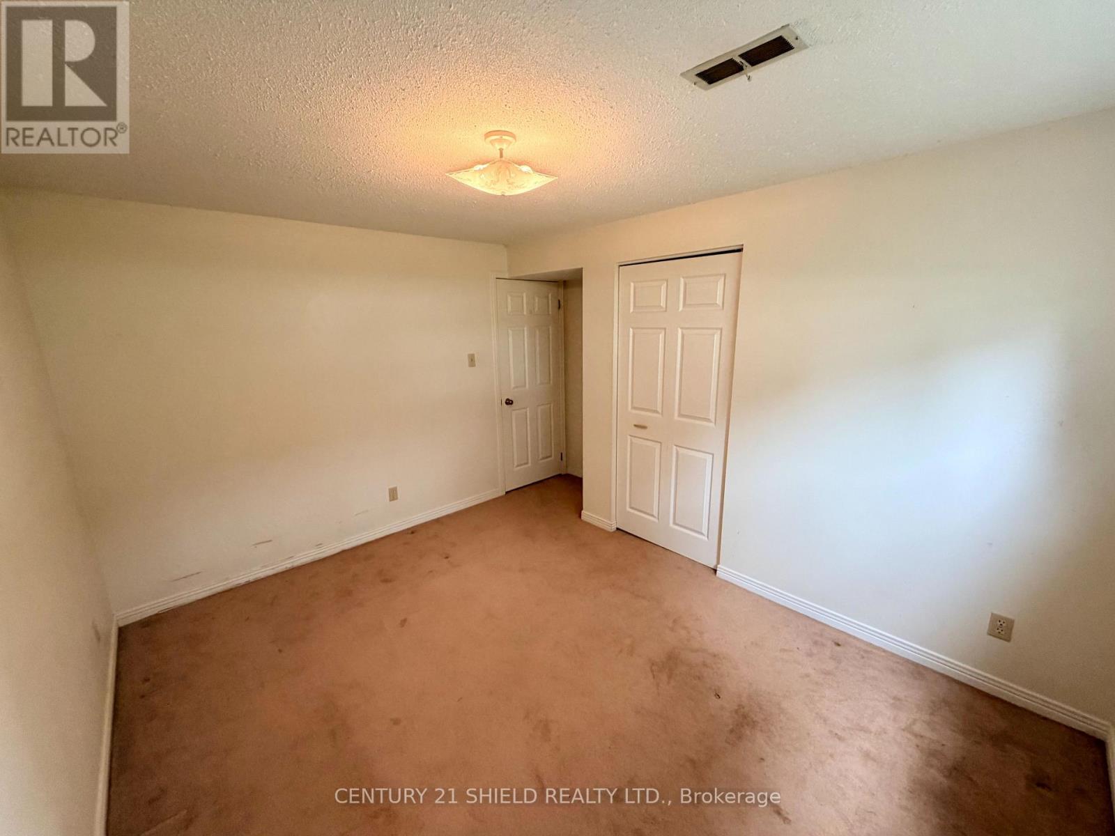 241 SARAH STREET - 21