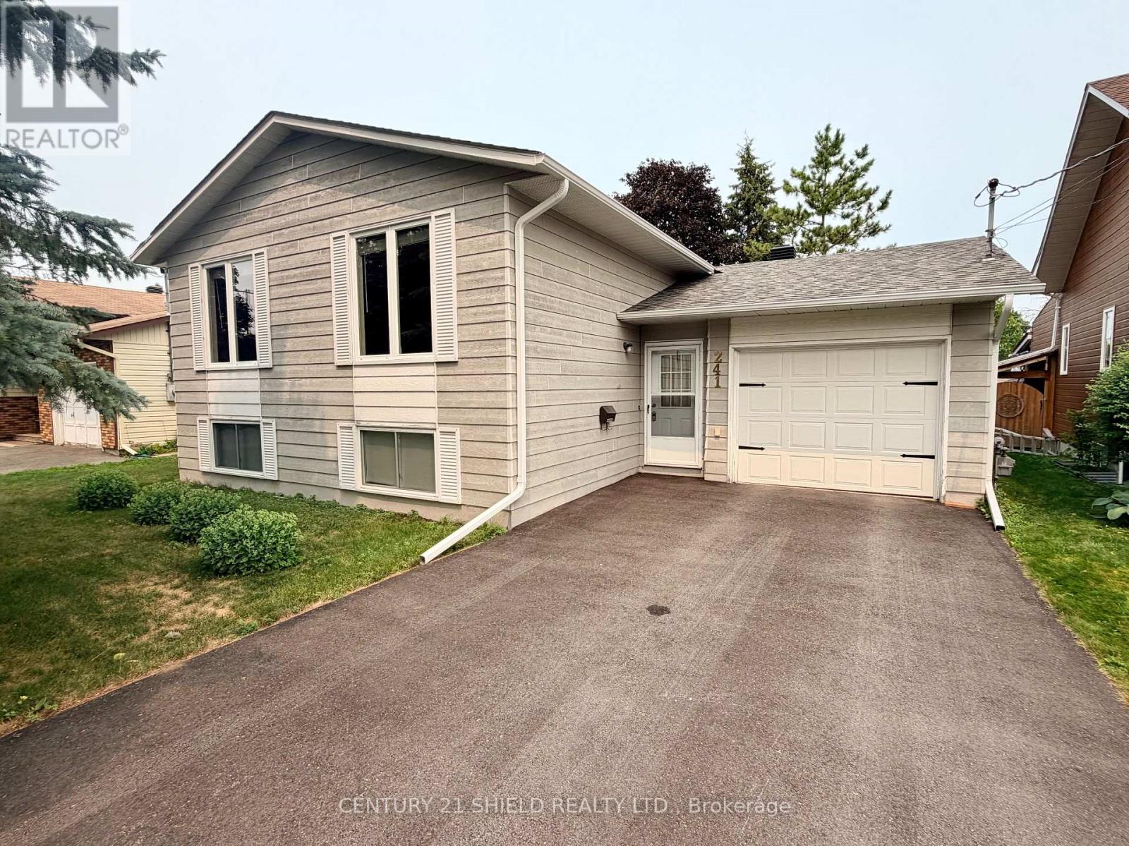 241 SARAH STREET - 24