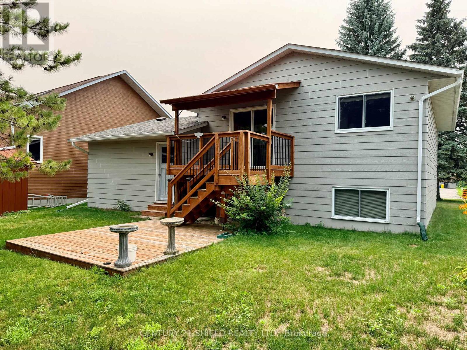241 SARAH STREET - 26