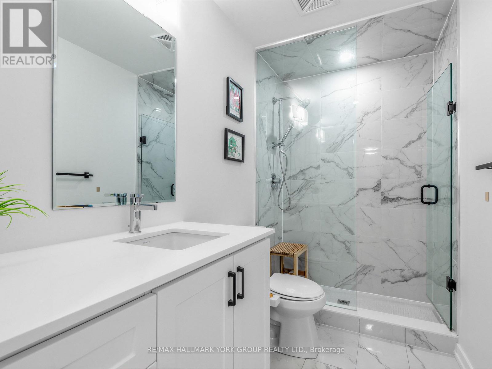 #SUITE 18 11 LYTHAM GREEN CIRCLE - 16