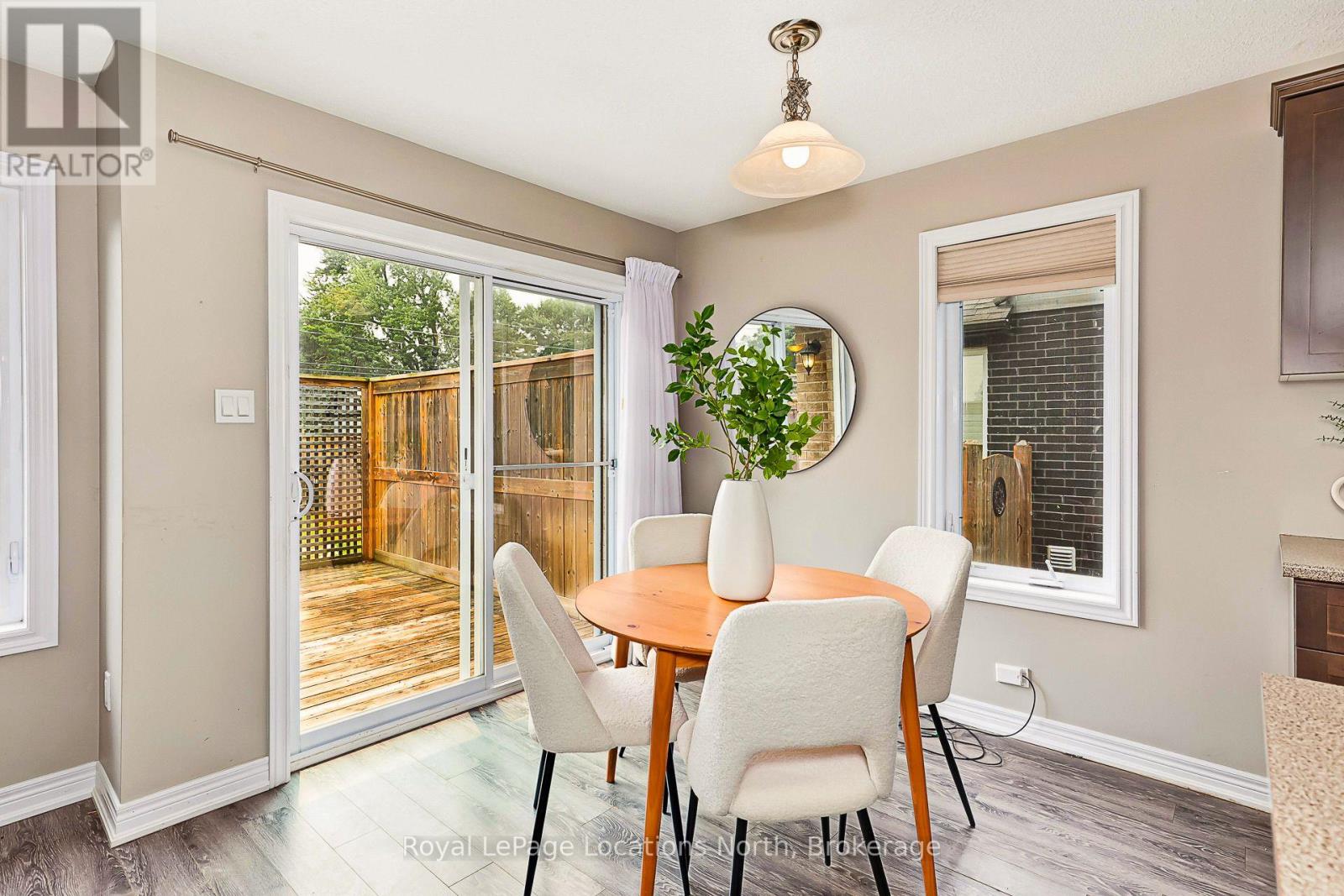 88 ROBERTSON STREET - 8