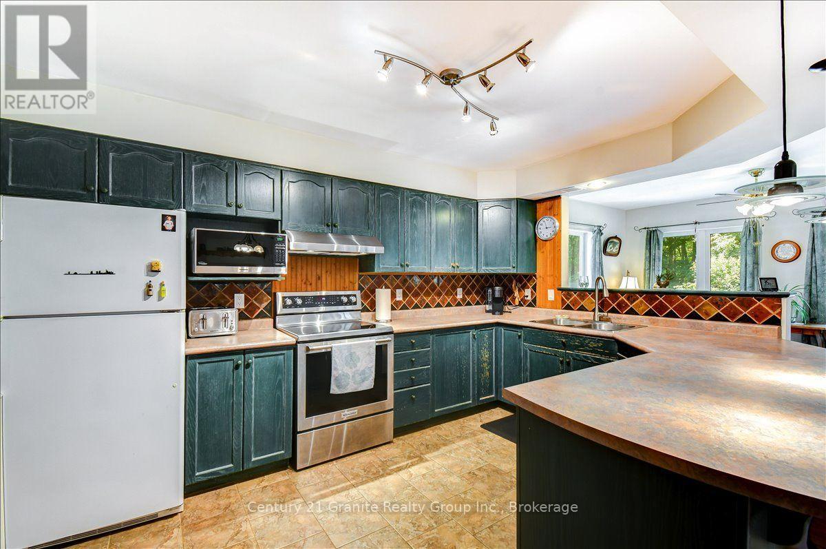 1132 IRISH LINE ROAD - 6