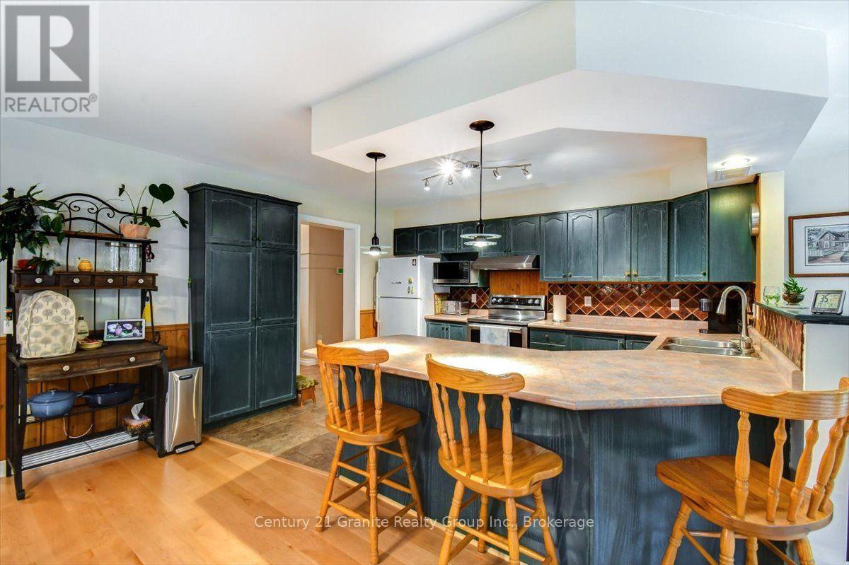 1132 IRISH LINE ROAD - 8