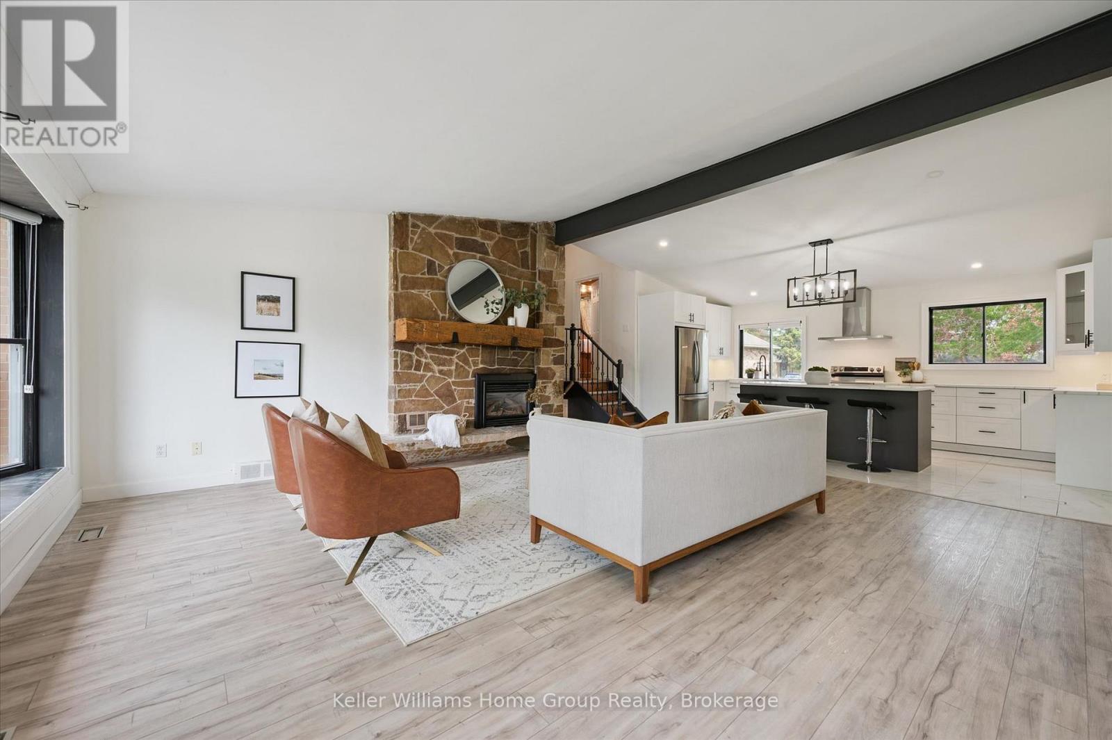 490 GARAFRAXA STREET E - 12
