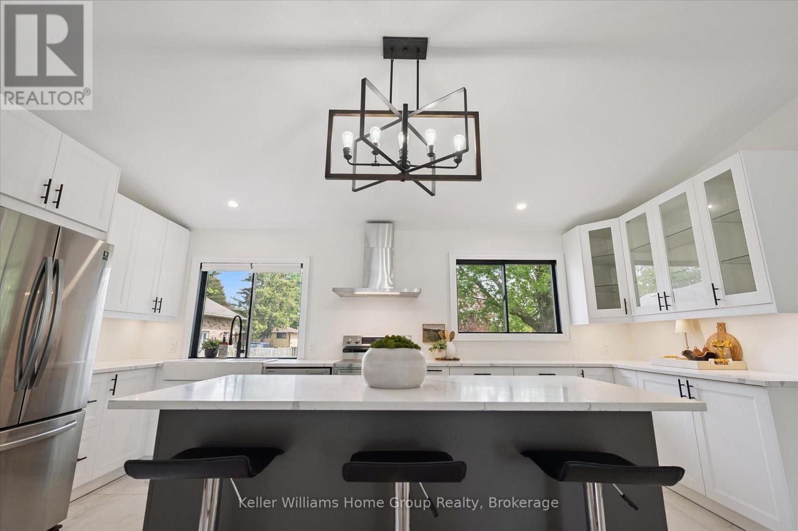 490 GARAFRAXA STREET E - 18
